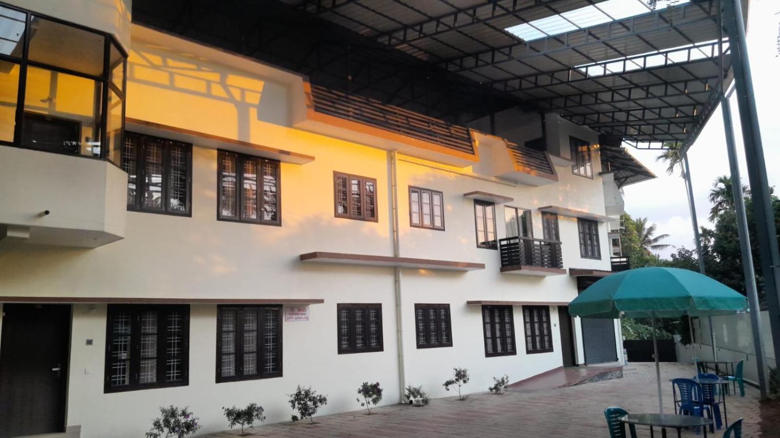New Mount Residency Apartment Sultan Bathery Exterior photo